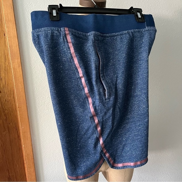 NIKE x PIGALLE sz M Blue Sweatshorts Basketball Shorts Nikelab Fleece 872896 - Picture 3 of 10